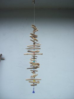 Driftwood Yard Dangle